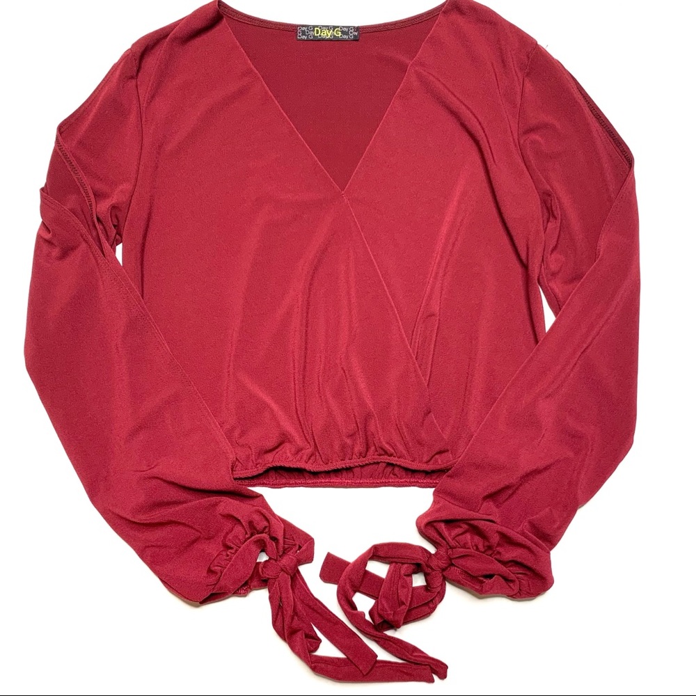 DAY G Women’s Long Sleeve Crop Top